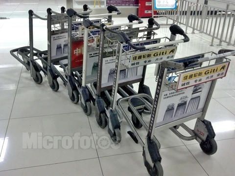 China Litro automático 520x225x150mm do trole 30 da bagagem do aeroporto do freio do dever claro fábrica